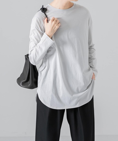 かぐれ（カグレ）の「ソフトコットンラウンドヘムカットソー（Tシャツ