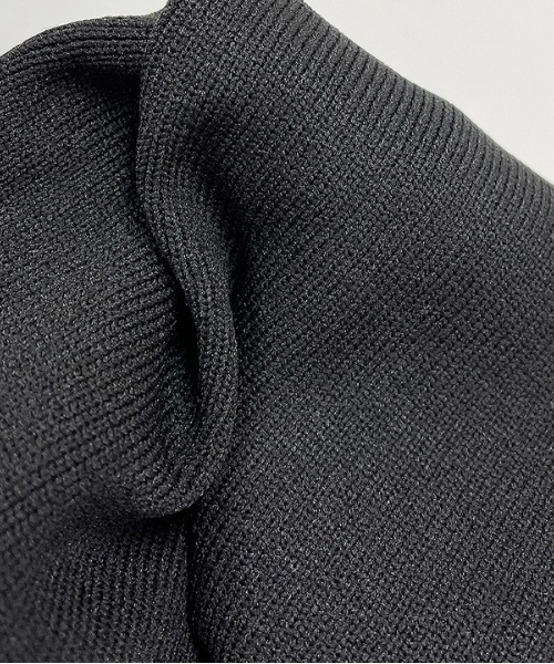 PICCIN（ピッチン）の「バックタック キーネックニット（ニット/セーター・レディース・ブラック/グリーン・M）」の12枚目の写真