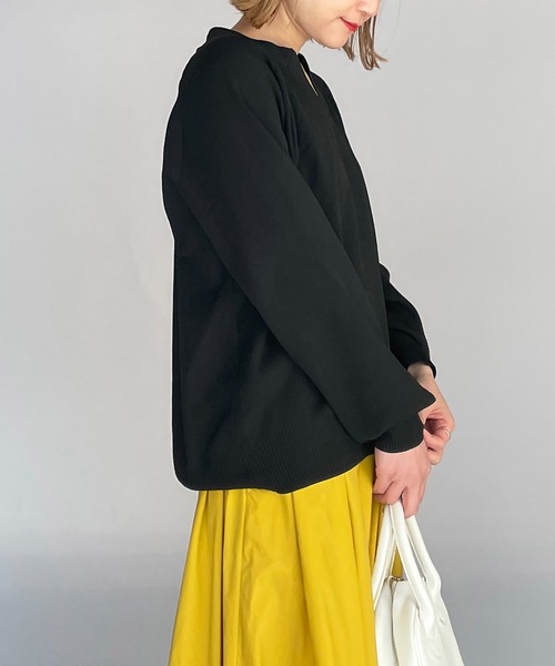 PICCIN（ピッチン）の「バックタック キーネックニット（ニット/セーター・レディース・ブラック/グリーン・M）」の15枚目の写真