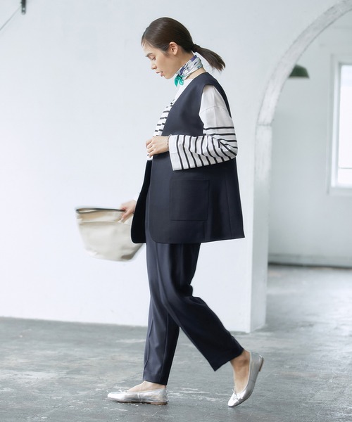 ROPE'（ロペ）の「【洗える】エステルソフトツイルイージータックテーパードパンツ /一部店舗限定（その他パンツ・レディース・ネイビー/オフホワイト・38）」の4枚目の写真