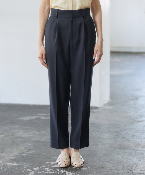 ROPE'（ロペ）の「【洗える】エステルソフトツイルイージータックテーパードパンツ /一部店舗限定（その他パンツ・レディース・ネイビー/オフホワイト・38）」の7枚目の写真