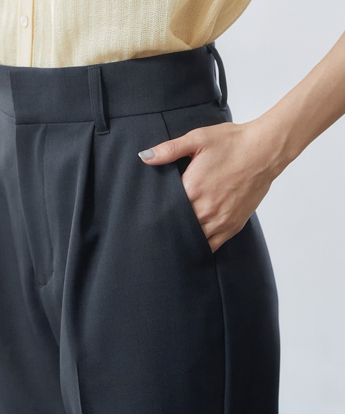 ROPE'（ロペ）の「【洗える】エステルソフトツイルイージータックテーパードパンツ /一部店舗限定（その他パンツ・レディース・ネイビー/オフホワイト・38）」の12枚目の写真