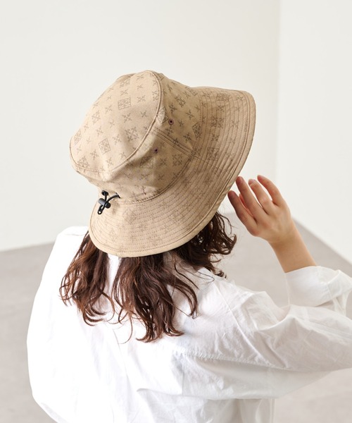 Daily russet（デイリー ラシット）の「モノグラムプリント