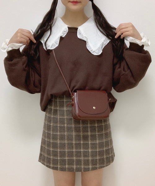 Cham.（チャム）の「ビッグカラーフリルブラウス（シャツ/ブラウス・レディース・ブラウン/ホワイト・F）」の7枚目の写真