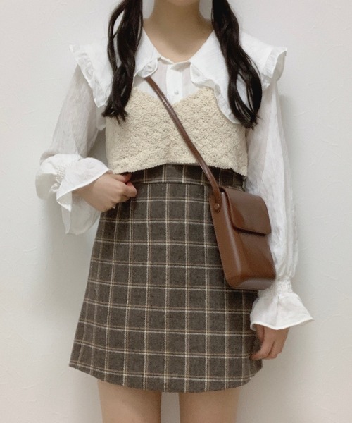 Cham.（チャム）の「ビッグカラーフリルブラウス（シャツ/ブラウス・レディース・ブラウン/ホワイト・F）」の12枚目の写真