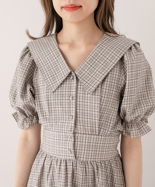 OLIVE des OLIVE（オリーブデオリーブ）の「【WEB限定カラー有】ビッグカラ―ワンピース（ワンピース・レディース・ライトグレー/ブラック/スミクロ/オフホワイト・FREE）」の16枚目の写真