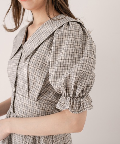 OLIVE des OLIVE（オリーブデオリーブ）の「【WEB限定カラー有】ビッグカラ―ワンピース（ワンピース・レディース・ライトグレー/ブラック/スミクロ/オフホワイト・FREE）」の12枚目の写真