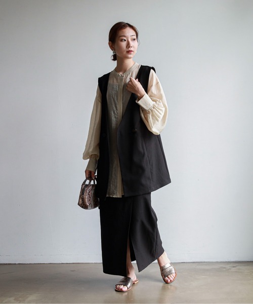 feepur（フェピュール）の「Vネックジレ＆タイトスカート/セットアップ（セットアップ・レディース・アイボリー/ブラック・MEDIUM）」の14枚目の写真