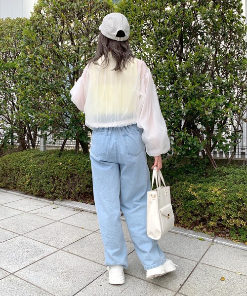 OLIVE des OLIVE（オリーブデオリーブ）の「ボリュームシアブルゾン（ブルゾン・レディース・オフホワイト/グレイッシュベージュ・FREE）」の5枚目の写真