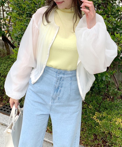 OLIVE des OLIVE（オリーブデオリーブ）の「ボリュームシアブルゾン（ブルゾン・レディース・オフホワイト/グレイッシュベージュ・FREE）」の6枚目の写真