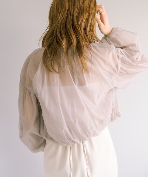 OLIVE des OLIVE（オリーブデオリーブ）の「ボリュームシアブルゾン（ブルゾン・レディース・オフホワイト/グレイッシュベージュ・FREE）」の14枚目の写真