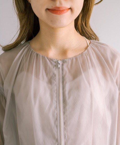 OLIVE des OLIVE（オリーブデオリーブ）の「ボリュームシアブルゾン（ブルゾン・レディース・オフホワイト/グレイッシュベージュ・FREE）」の19枚目の写真