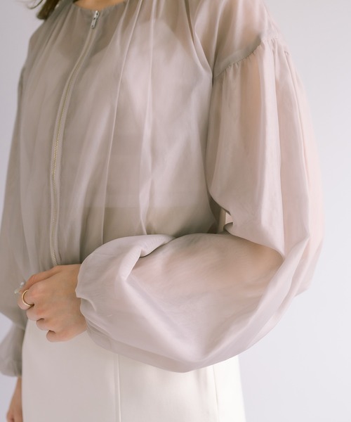 OLIVE des OLIVE（オリーブデオリーブ）の「ボリュームシアブルゾン（ブルゾン・レディース・オフホワイト/グレイッシュベージュ・FREE）」の20枚目の写真