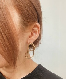 emouv by est（エモーヴバイエスト）の「emouv by est メイズゴールドピアス（ピアス（両耳用））」