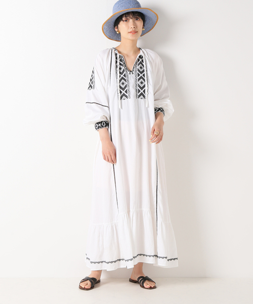 IENA（イエナ）の「maisonコットンシルクエンブロイダリーワンピース（ワンピース・レディース・ホワイト/ブラック/ブラウン・38/36）」の7枚目の写真