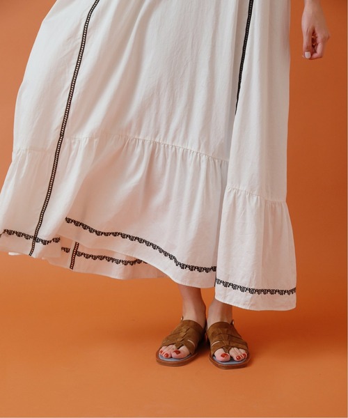 IENA（イエナ）の「maisonコットンシルクエンブロイダリーワンピース（ワンピース・レディース・ホワイト/ブラック/ブラウン・38/36）」の16枚目の写真