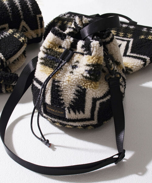 PENDLETON（ペンドルトン）の「【PENDLETON/ペンドルトン】別注HARDING ボアミニショルダー 巾着ショルダー 2WAY（ショルダーバッグ・メンズ・ホワイト系その他/ブラック系その他/ベージュ系その他・FREE）」の14枚目の写真