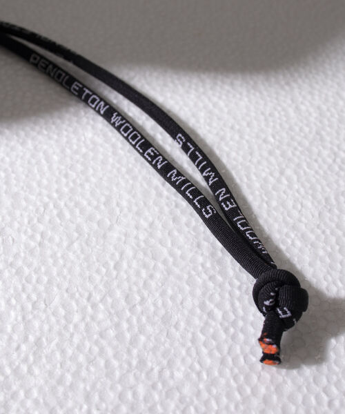 PENDLETON（ペンドルトン）の「【PENDLETON/ペンドルトン】別注HARDING ボアミニショルダー 巾着ショルダー 2WAY（ショルダーバッグ・メンズ・ホワイト系その他/ブラック系その他/ベージュ系その他・FREE）」の8枚目の写真