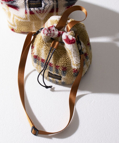 PENDLETON（ペンドルトン）の「【PENDLETON/ペンドルトン】別注HARDING ボアミニショルダー 巾着ショルダー 2WAY（ショルダーバッグ・メンズ・ホワイト系その他/ブラック系その他/ベージュ系その他・FREE）」の12枚目の写真