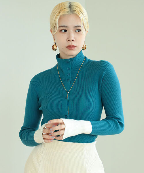 BeAMS DOT(ビームスドット)の「BeAMS DOT / 3way 配色 リブニットプルオーバー(ニット/セーター・レディース・ブラック/オフホワイト/ブルー・FREE)」の3枚目の写真