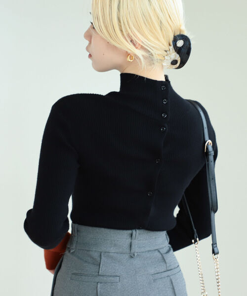 BeAMS DOT(ビームスドット)の「BeAMS DOT / 3way 配色 リブニットプルオーバー(ニット/セーター・レディース・ブラック/オフホワイト/ブルー・FREE)」の8枚目の写真