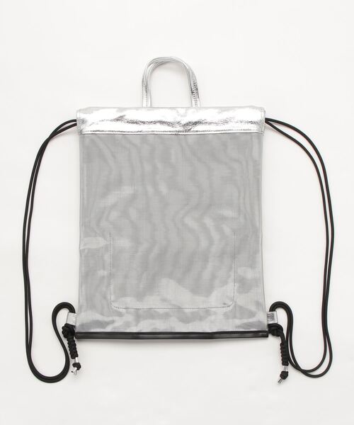 THE PURSE（ザパース  ）の「THE PURSE（ザパース）TULLE KNAPSACK/ナップザック（バックパック/リュック・レディース・シルバー・F）」の2枚目の写真