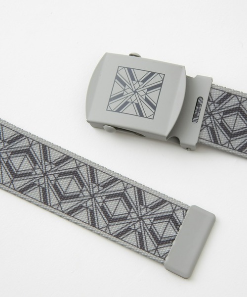 WHITE MOUNTAINEERING(ホワイトマウンテニアリング)の「PARQUET LOGO BELT(ベルト・メンズ・ブラック/ブラウン/グレー・FREE)」の5枚目の写真
