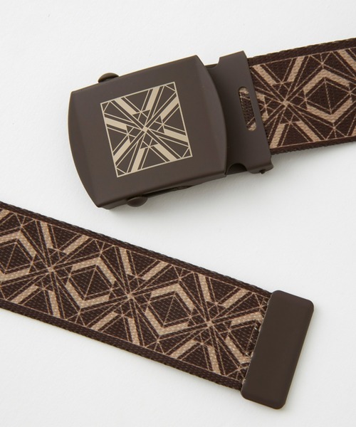 WHITE MOUNTAINEERING(ホワイトマウンテニアリング)の「PARQUET LOGO BELT(ベルト・メンズ・ブラック/ブラウン/グレー・FREE)」の6枚目の写真