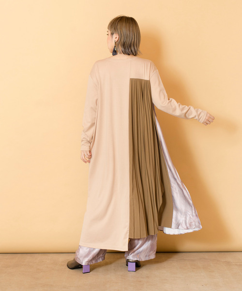 OSMOSIS（オズモーシス）の「2WAYプリーツ切替ワンピース（ワンピース