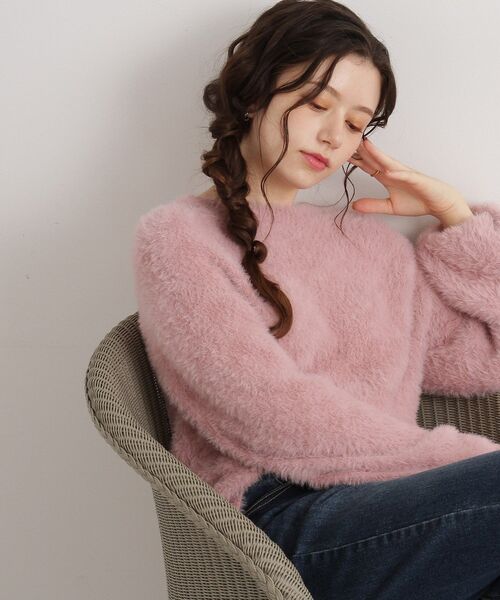 Cutie Blonde（キューティーブロンド）の「◆ふわふわフェザータッチニットプルオーバー（ニット/セーター・レディース・ブルー系1/ピンク系/ベージュ系1/ホワイト系・00）」の4枚目の写真