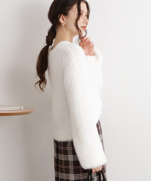 Cutie Blonde（キューティーブロンド）の「◆ふわふわフェザータッチニットプルオーバー（ニット/セーター・レディース・ブルー系1/ピンク系/ベージュ系1/ホワイト系・00）」の13枚目の写真