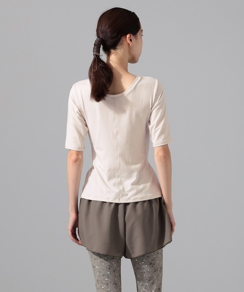 Chacott（チャコット）の「リバーシブルショートパンツ（スウェット