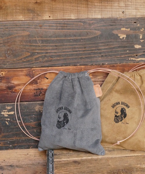 BrownBrown（ブラウンブラウン）の「【BrownBrown】ブラウンブラウン/Mr,Brow巾着バック（ピッグスエード)（ショルダーバッグ・レディース・ベージュ/ブラック/グレー・FREE）」の4枚目の写真