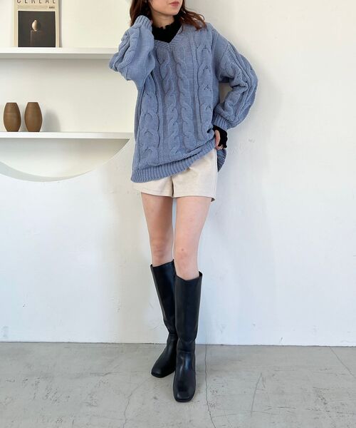 MAJESTIC LEGON(マジェスティックレゴン)の「フェザーモールVネックニット(ニット/セーター・レディース・ベージュ/ブラック/アイボリー/ブルー・MEDIUM)」の12枚目の写真