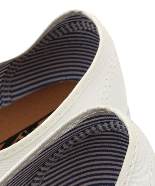 VANS(バンズ)の「VANS / オーセンティック デッキクラブ(スニーカー・メンズ・ホワイト・10inch/9inch/8.5inch/8inch/10.5inch/9.5inch)」の8枚目の写真