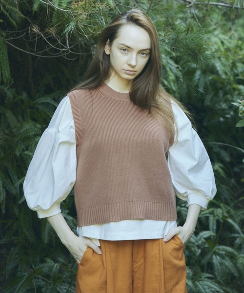 RNA-N（アールエヌエーエヌ）の「K2621 畔編みコットンニットベスト（ベスト・レディース・レッド/グレイッシュブルー/イエロー・MEDIUM）」の6枚目の写真