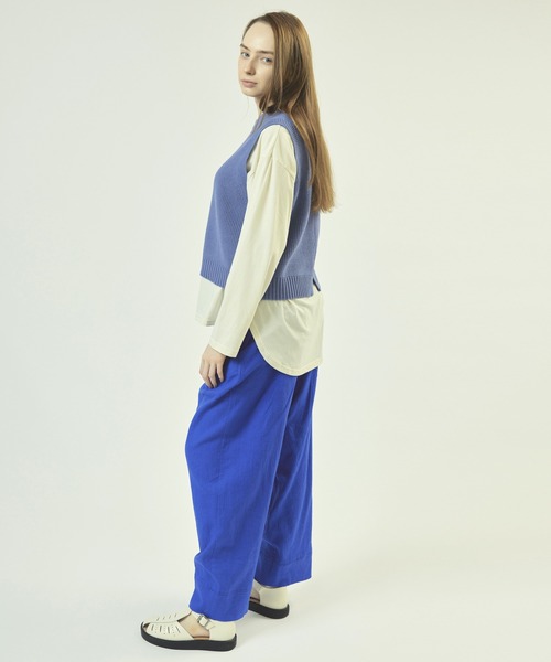 RNA-N（アールエヌエーエヌ）の「K2621 畔編みコットンニットベスト（ベスト・レディース・レッド/グレイッシュブルー/イエロー・MEDIUM）」の17枚目の写真