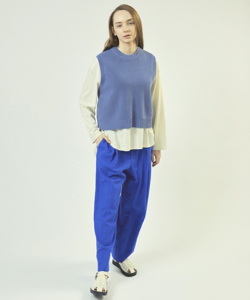 RNA-N（アールエヌエーエヌ）の「K2621 畔編みコットンニットベスト（ベスト・レディース・レッド/グレイッシュブルー/イエロー・MEDIUM）」の16枚目の写真