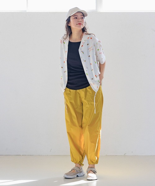 niko and（ニコアンド）の「オリジナルメッシュスニーカー