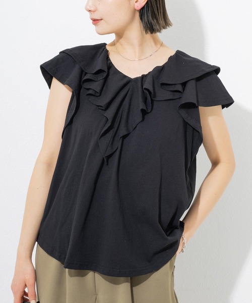 LAVEANGE(ラビアンジェ)の「フリルカットブラウス(Tシャツ/カットソー・レディース・カーキ/ブラック/オフホワイト・M/LL/3L/4L/5L)」の3枚目の写真