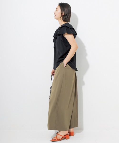 LAVEANGE(ラビアンジェ)の「フリルカットブラウス(Tシャツ/カットソー・レディース・カーキ/ブラック/オフホワイト・M/LL/3L/4L/5L)」の20枚目の写真