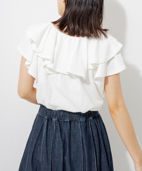 LAVEANGE(ラビアンジェ)の「フリルカットブラウス(Tシャツ/カットソー・レディース・カーキ/ブラック/オフホワイト・M/LL/3L/4L/5L)」の7枚目の写真