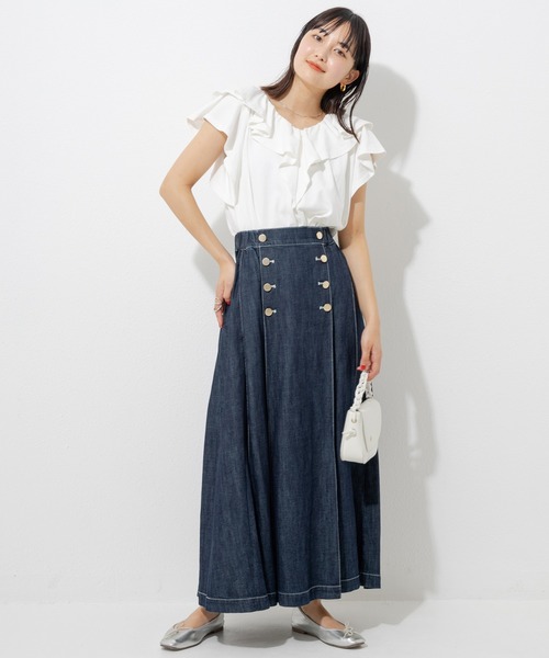 LAVEANGE(ラビアンジェ)の「フリルカットブラウス(Tシャツ/カットソー・レディース・カーキ/ブラック/オフホワイト・M/LL/3L/4L/5L)」の8枚目の写真