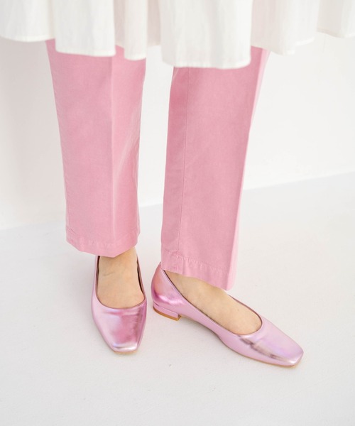 Launa lea（ラウナレア）の「スクエアトゥフラットパンプス(0511)（パンプス・レディース・アイボリー/ブラック/ピンク/シルバー/ゴールド・22.5cm/25.0cm/24.0cm/23.0cm/25.5cm/22.0cm/24.5cm/23.5cm）」の4枚目の写真