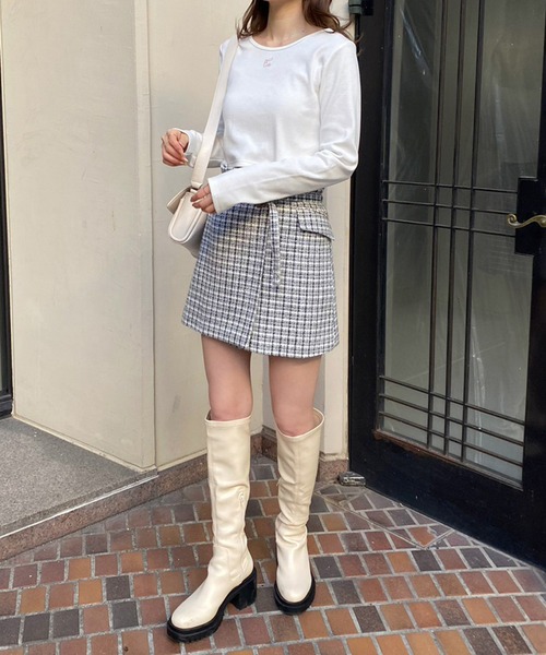 one after another NICE CLAUP(ワンアフターアナザーナイスクラップ)の「NC刺繍テレコトップス 2023SS(Tシャツ/カットソー・レディース・オフホワイト/アイボリー/ホワイト系その他/ホワイト系その他2・FREE)」の11枚目の写真