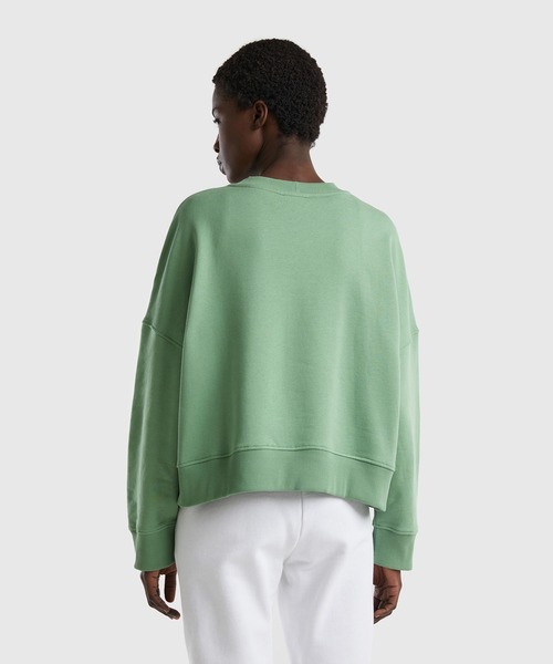 BENETTON (UNITED COLORS OF BENETTON)(ベネトンユナイテッドカラーズオブベネトン)の「ドロップショルダーボックスカットスウェットトレーナー(スウェット・レディース・ホワイト/グリーン/ブラック・SMALL/MEDIUM)」の4枚目の写真