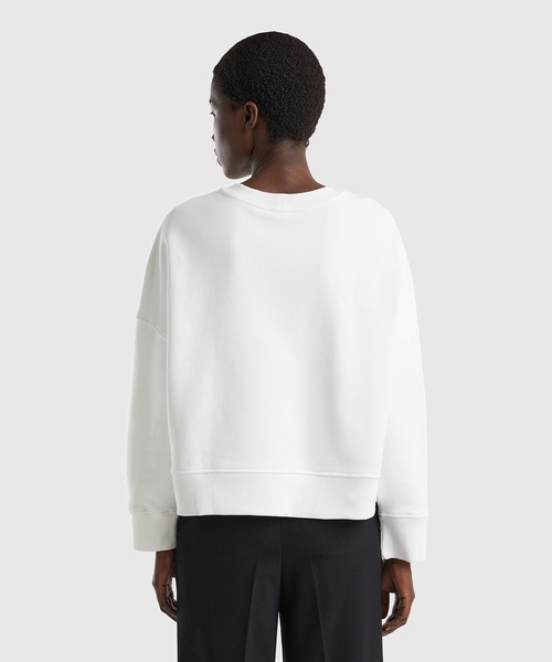 BENETTON (UNITED COLORS OF BENETTON)(ベネトンユナイテッドカラーズオブベネトン)の「ドロップショルダーボックスカットスウェットトレーナー(スウェット・レディース・ホワイト/グリーン/ブラック・SMALL/MEDIUM)」の8枚目の写真