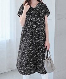 フロントタックＶネックゆるワンピース