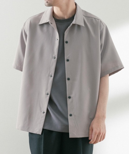 ITEMS URBANRESEARCH（アイテムズ アーバンリサーチ）の「TRストレッチ 半袖シャツ（シャツ/ブラウス・メンズ・ベージュ/ブラック/ブルー/グレー・LARGE/MEDIUM）」の5枚目の写真