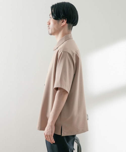 ITEMS URBANRESEARCH（アイテムズ アーバンリサーチ）の「TRストレッチ 半袖シャツ（シャツ/ブラウス・メンズ・ベージュ/ブラック/ブルー/グレー・LARGE/MEDIUM）」の20枚目の写真